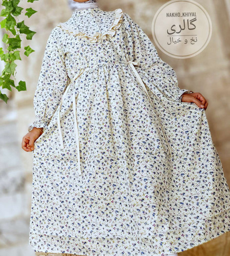 پیراهن زنانه یقه چین دار طرح هزارگل فری سایز تا ۴۶